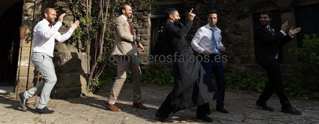 camarero falso para bodas